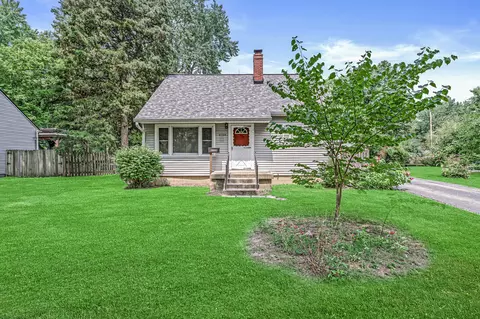 2128 E 70th St, Indianapolis, IN 46220