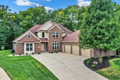 1989 Keystone Pl, Columbus, IN 47203