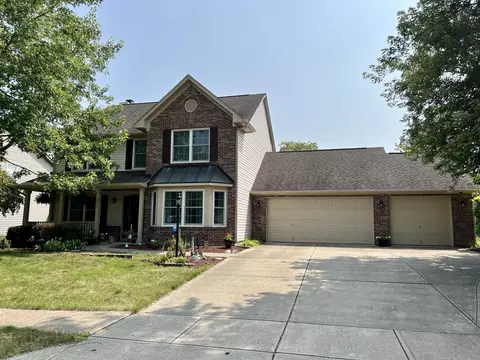 9910 Youngwood Ln, Fishers, IN 46038