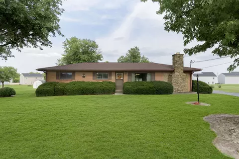 103 N County Road 300 E, Danville, IN 46122