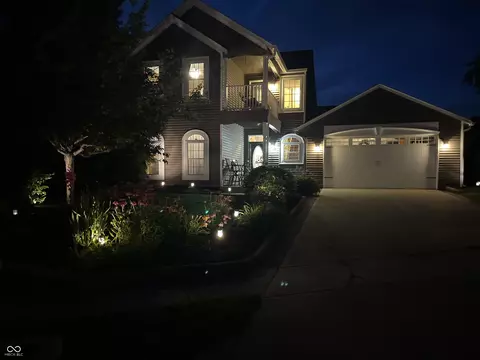 8326 Crestview Cir, Avon, IN 46123