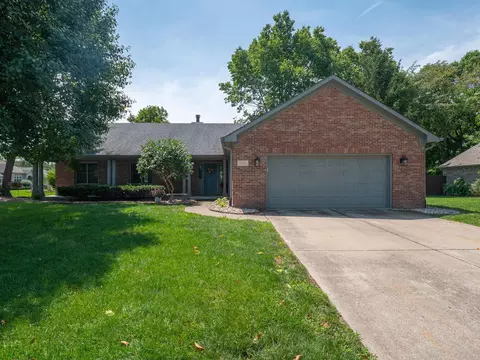 5433 Steven Dr, Greenwood, IN 46142