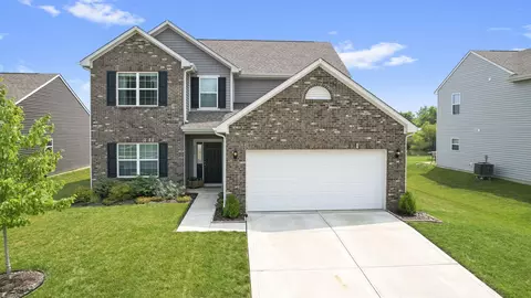 2637 Pumpkin Patch Ln, Indianapolis, IN 46229