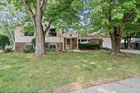 330 Winding Way, Carmel, IN 46032