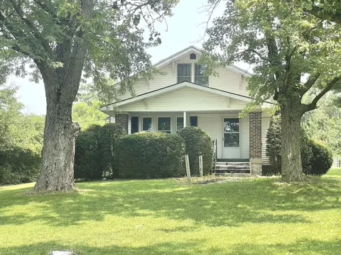 2446 N Fort Wayne Rd, Rushville, IN 46173