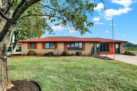 3204 W 53rd St, Anderson, IN 46011