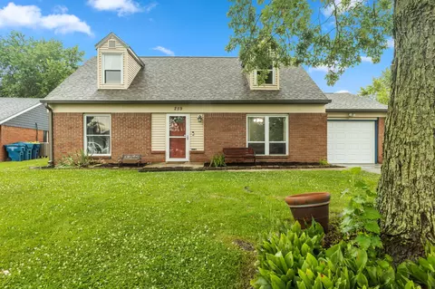 259 Forum Dr, Whiteland, IN 46184