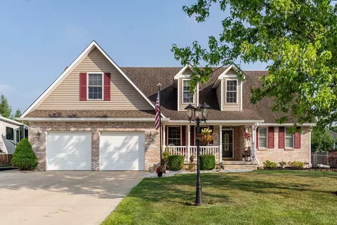 21 Sara Ct, Whiteland, IN 46184