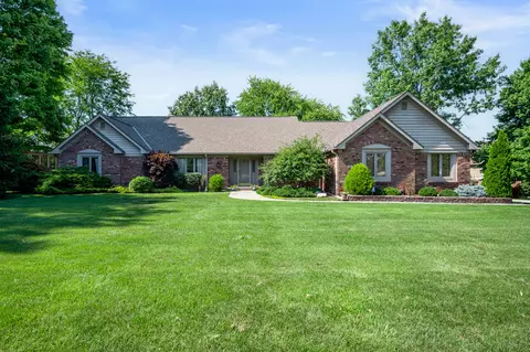 1864 Arrowwood Dr, Carmel, IN 46033