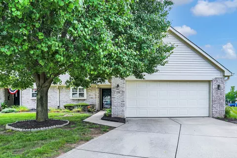 1775 Fairfield Cir, Greenfield, IN 46140