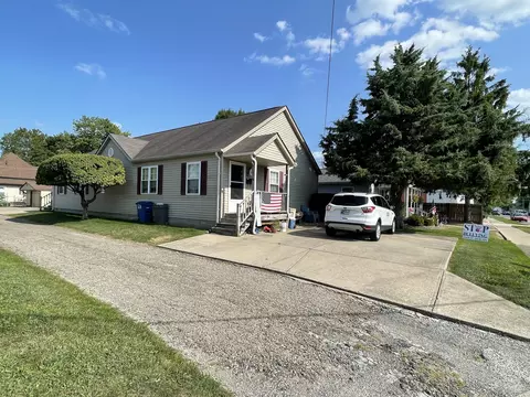 510 512 Dunn Ave, Shelbyville, IN 46176