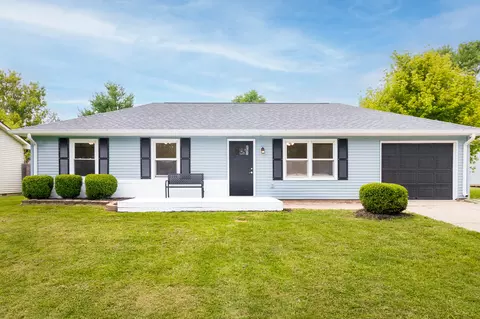 158 Meadow Pl, Hope, IN 47246