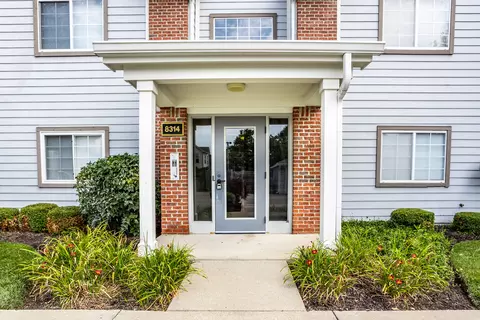 8314 Glenwillow Ln #206, Indianapolis, IN 46278