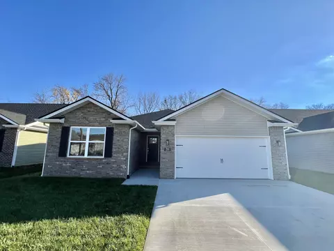731 Maple Ave, Seymour, IN 47274