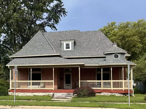 631 N Main St, Rushville, IN 46173