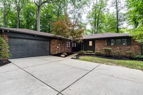 3441 Kenilworth Dr, Indianapolis, IN 46228