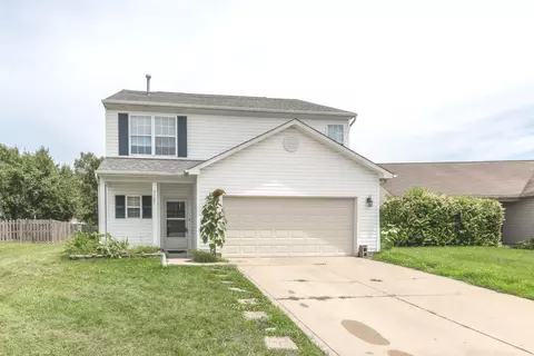 3127 Rolling Knoll Ln, Columbus, IN 47201