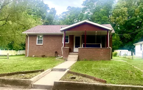 811 S Water St, Crawfordsville, IN 47933