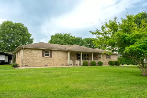 6417 E Orchard Dr, Edinburgh, IN 46124