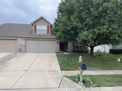 1320 Flintlock Dr, Greenwood, IN 46143