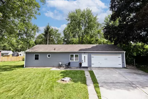 1834 Randall Rd, Indianapolis, IN 46240