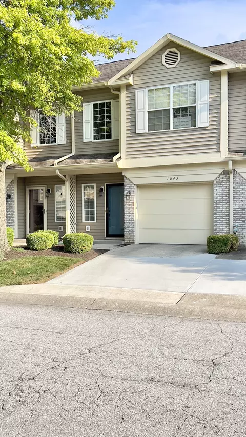 1043 Grovewood Dr, Beech Grove, IN 46107