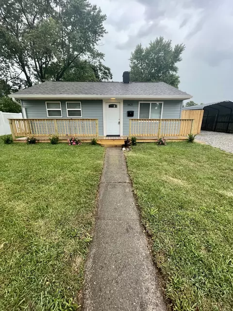 1421 Lochry Rd, Franklin, IN 46131