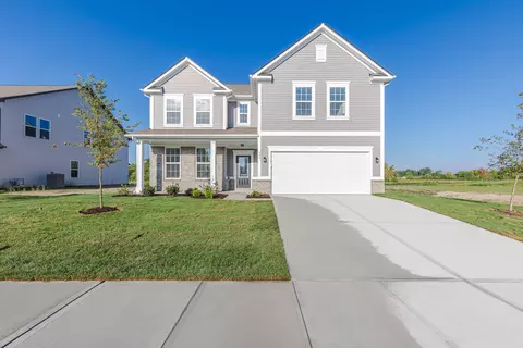 924 Grassy Branch Dr, Indianapolis, IN 46239