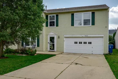 8327 Spring Wind Dr, Indianapolis, IN 46239