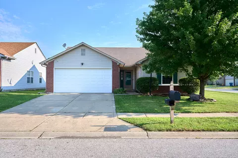 1444 Galway Ct, Indianapolis, IN 46217