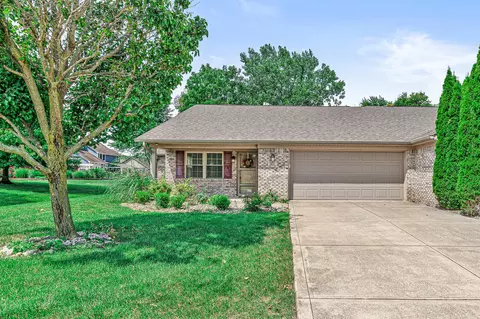 5626 Blairwood Dr, Indianapolis, IN 46237