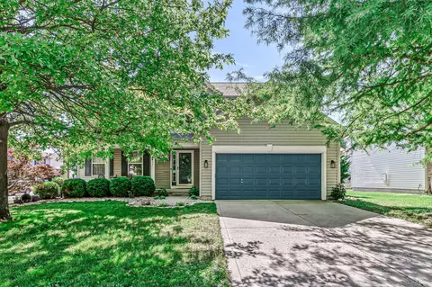 6537 Stafford Trce, Zionsville, IN 46077