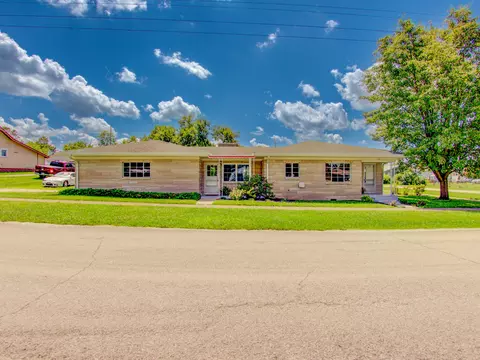 301 E Franklin St, Saint Paul, IN 47272