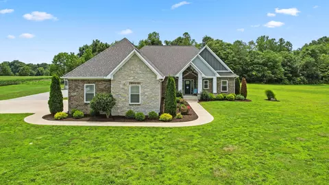 3651 W Us 52, New Palestine, IN 46163