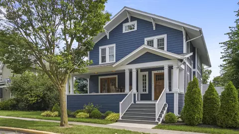 402 N Lake St, Syracuse, IN 46567