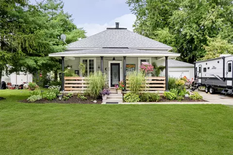 402 N East St, Arcadia, IN 46030