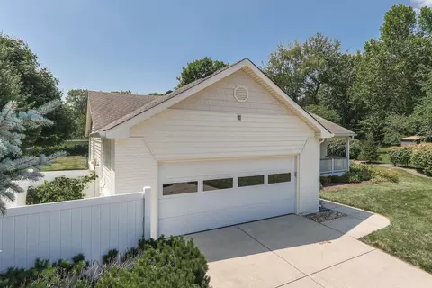 428 Pleasantview Blvd, Greenwood, IN 46142