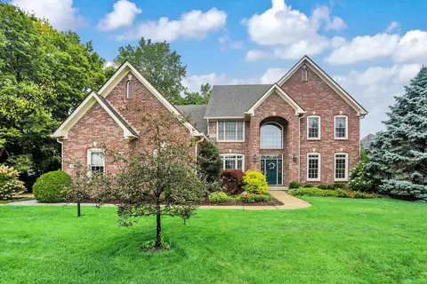 2710 Laura Dr, Carmel, IN 46033