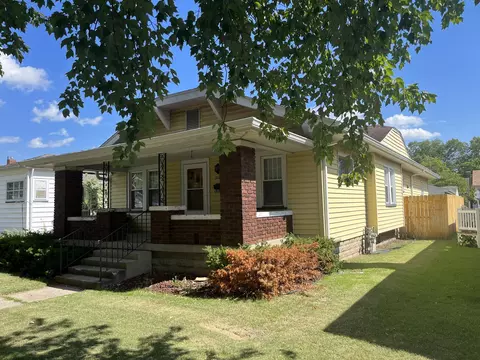 2217 Deming St, Terre Haute, IN 47803