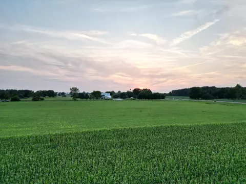 117 S 900 E, Zionsville, IN 46077