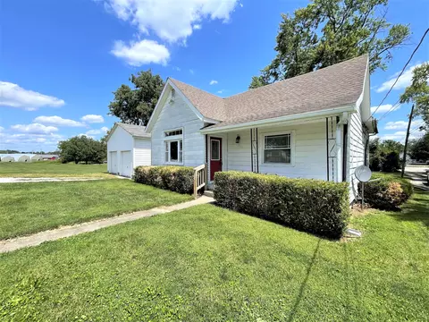 716 N Indiana St, Greensburg, IN 47240