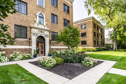 5347 N College Ave #201, Indianapolis, IN 46220