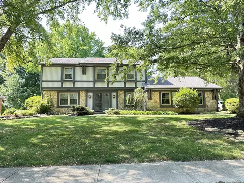 1263 Ironwood Dr W, Carmel, IN 46033