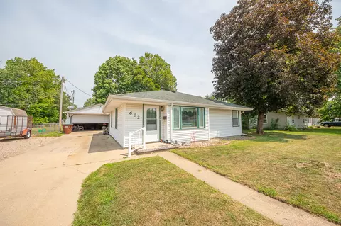 602 N Park Dr, Edinburgh, IN 46124
