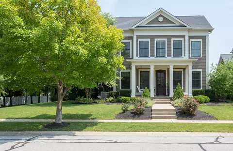 6605 Regents Park Dr, Zionsville, IN 46077