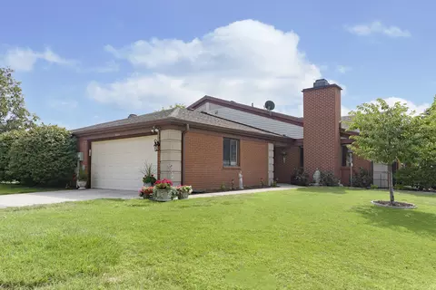 2064 Oak Run N Dr #0, Indianapolis, IN 46260