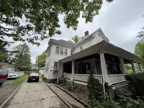 321 W 12th St, Anderson, IN 46016
