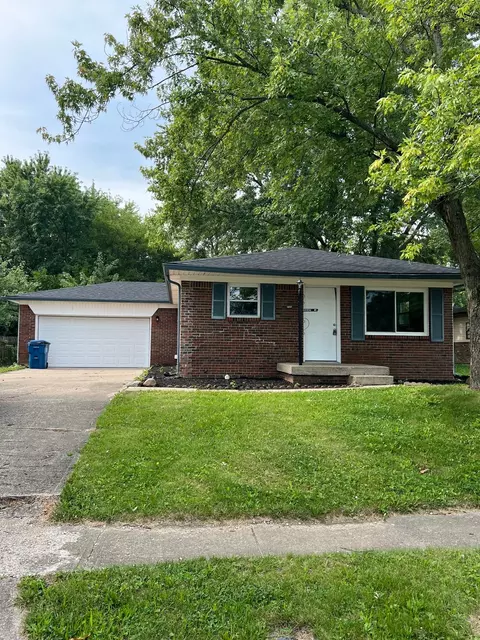 10247 E Baribeau Ln, Indianapolis, IN 46229