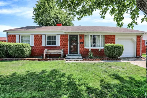 1706 Desoto Ln, Indianapolis, IN 46224
