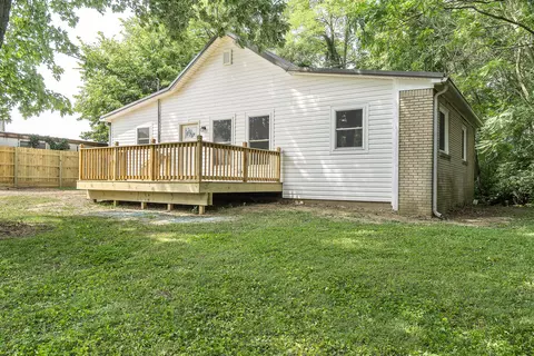 543 E Hendricks St, Shelbyville, IN 46176